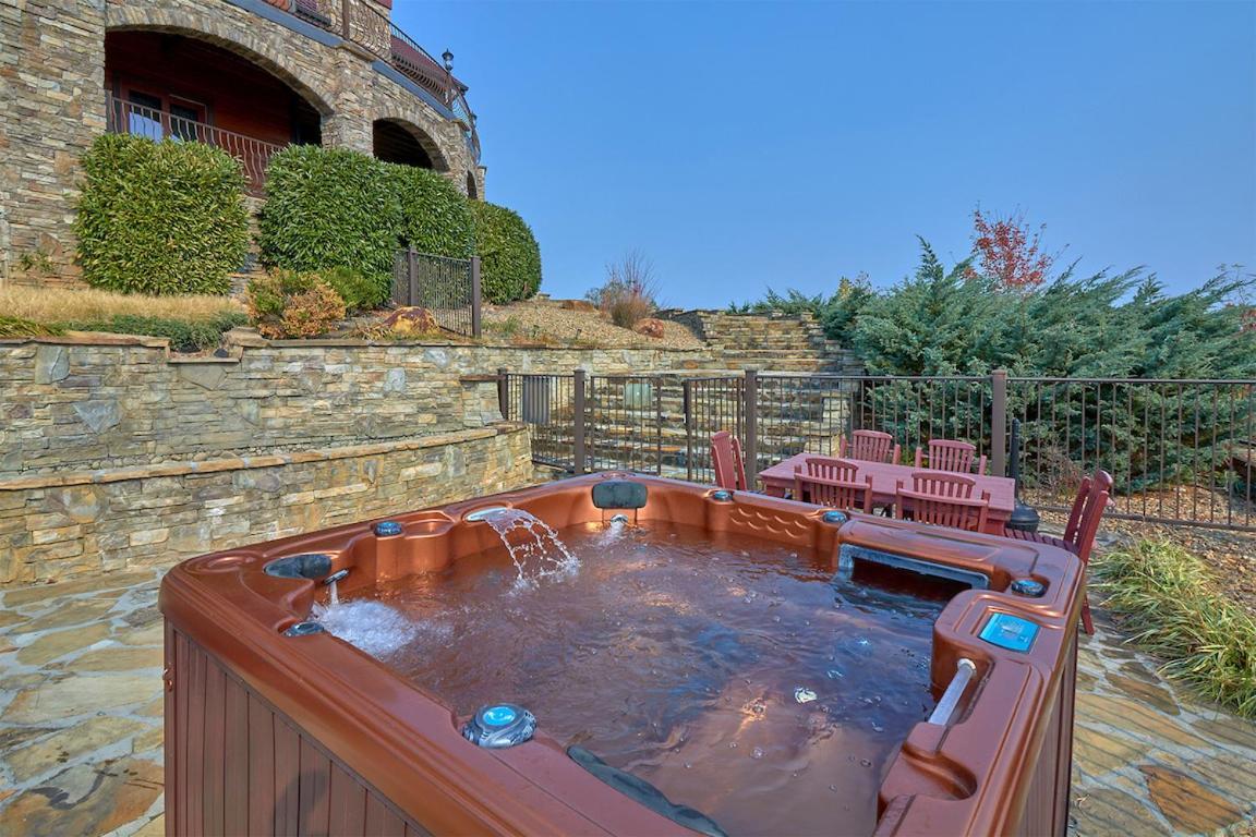Journey'S End, 5 Bedrooms, Sleeps 12, Private Outdoor Pool, Theater, Sauna Сев'єрвілл Екстер'єр фото