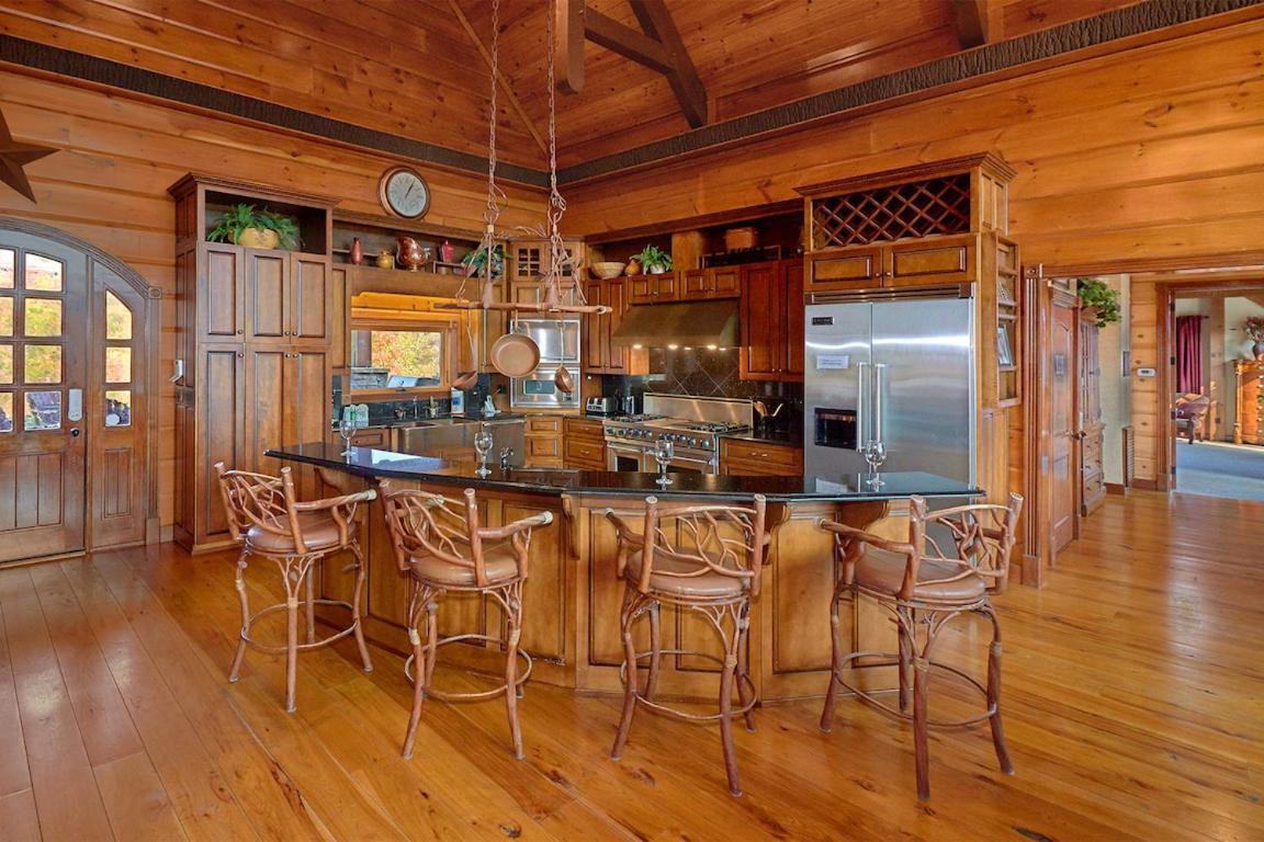 Journey'S End, 5 Bedrooms, Sleeps 12, Private Outdoor Pool, Theater, Sauna Сев'єрвілл Екстер'єр фото