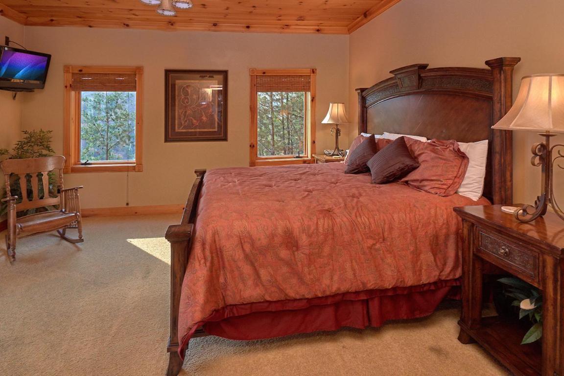 Journey'S End, 5 Bedrooms, Sleeps 12, Private Outdoor Pool, Theater, Sauna Сев'єрвілл Екстер'єр фото